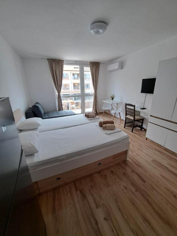 Апартаменти За Гости "Екатерина" Guest Apartments "Ekaterina" Burgaz Dış mekan fotoğraf
