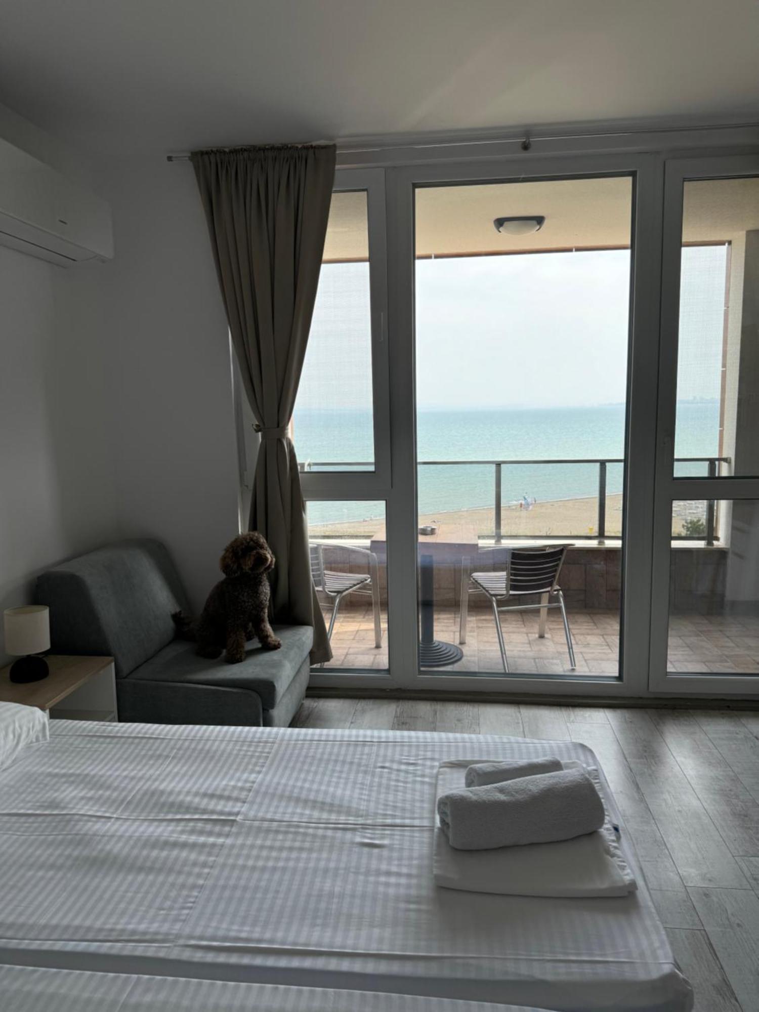 Апартаменти За Гости "Екатерина" Guest Apartments "Ekaterina" Burgaz Dış mekan fotoğraf