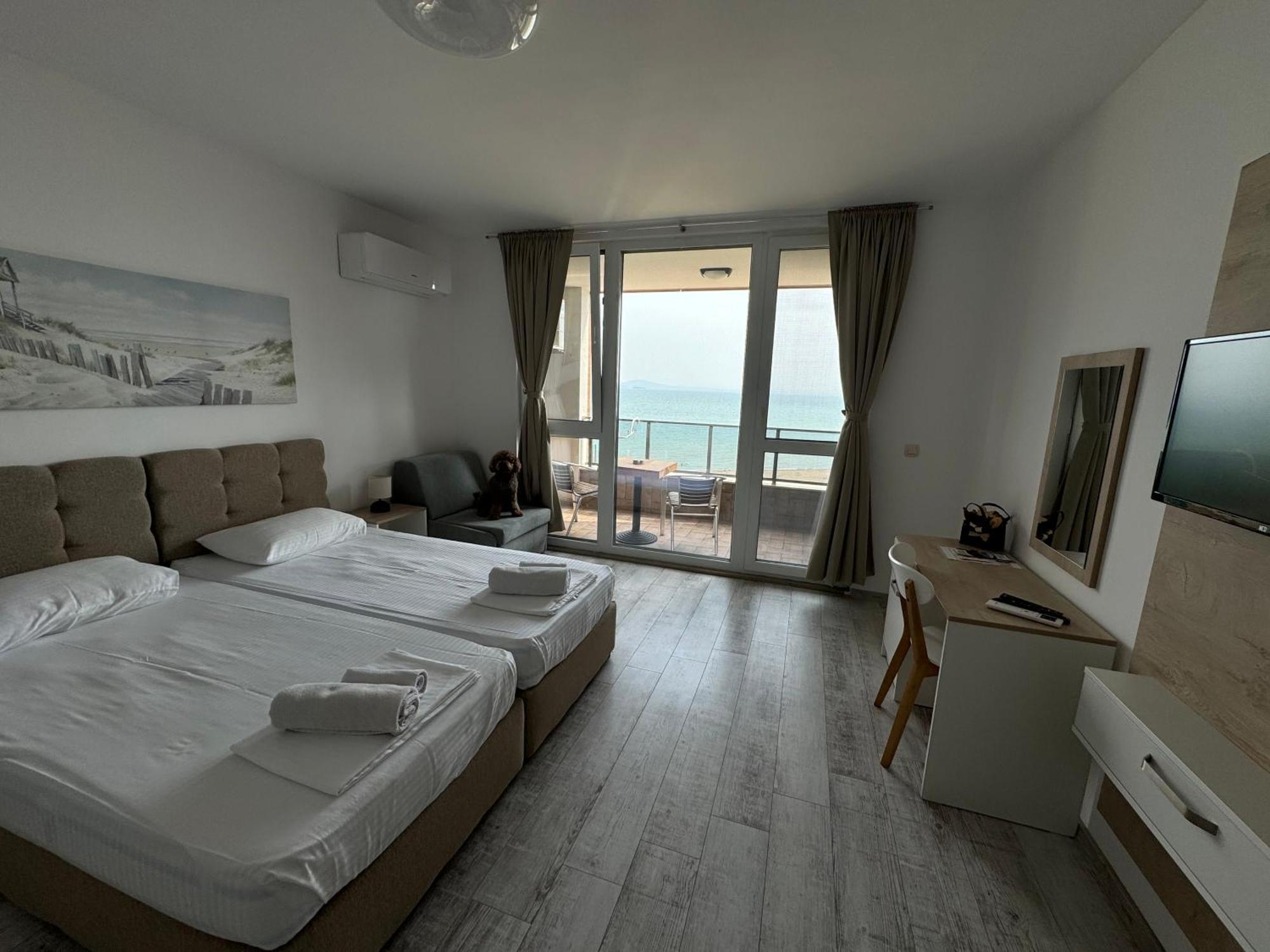 Апартаменти За Гости "Екатерина" Guest Apartments "Ekaterina" Burgaz Dış mekan fotoğraf